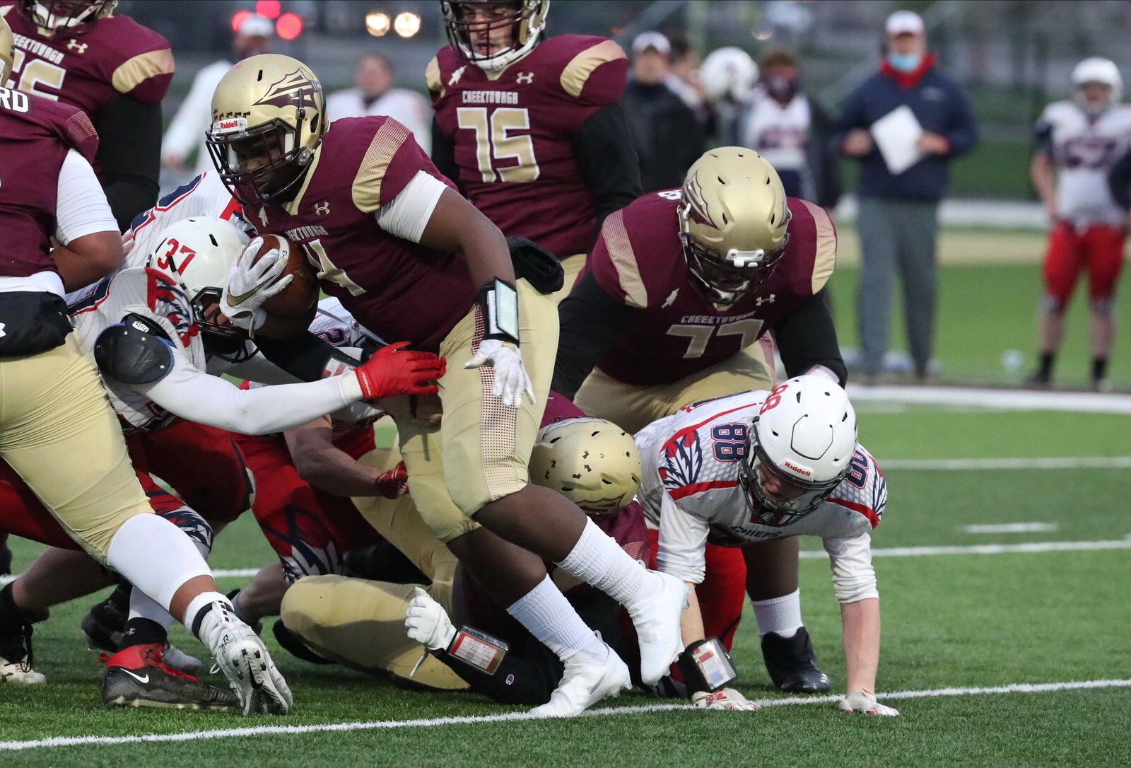 Iroquois beats Cheektowaga 31-0